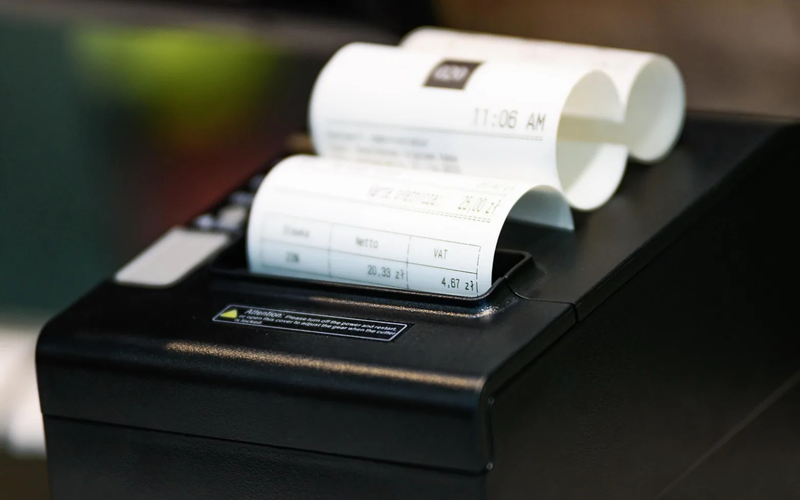 Cash register, printer and receipt